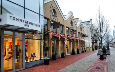 Ingolstadt Village Outlet Shopping - německé nákupní centrum